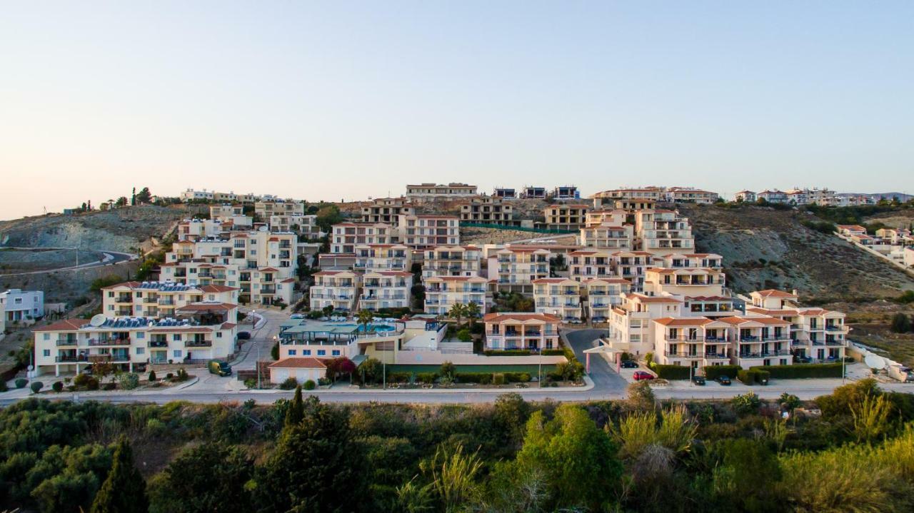 Paradise Kings Club Aparthotel 3*
